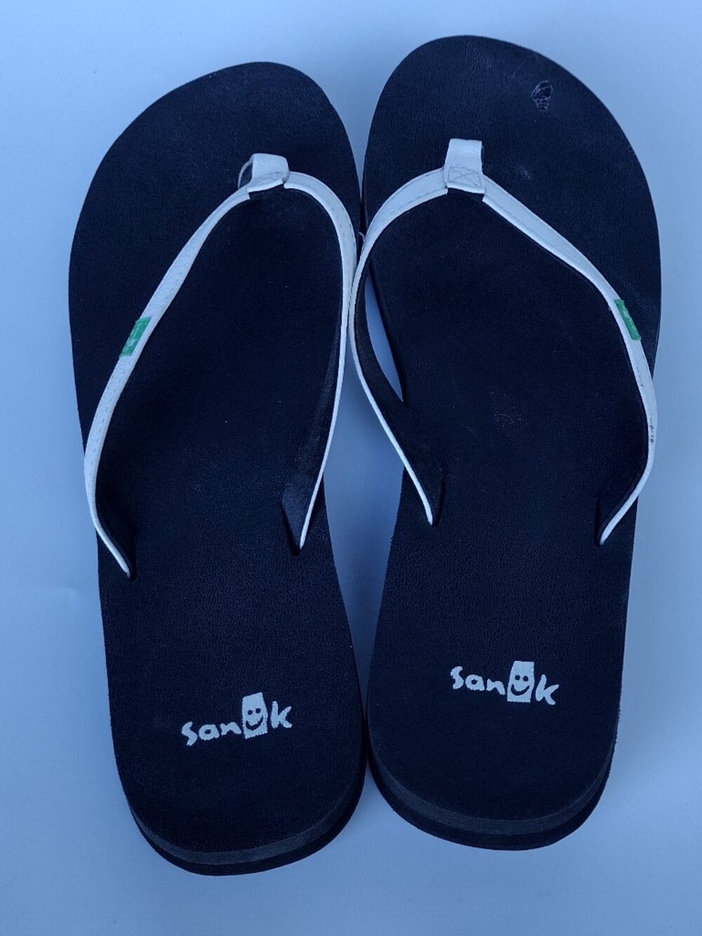 Sanuk Womens Champagne Yoga Joy Shimmer Metallic Flip Flop Sandal Size 8